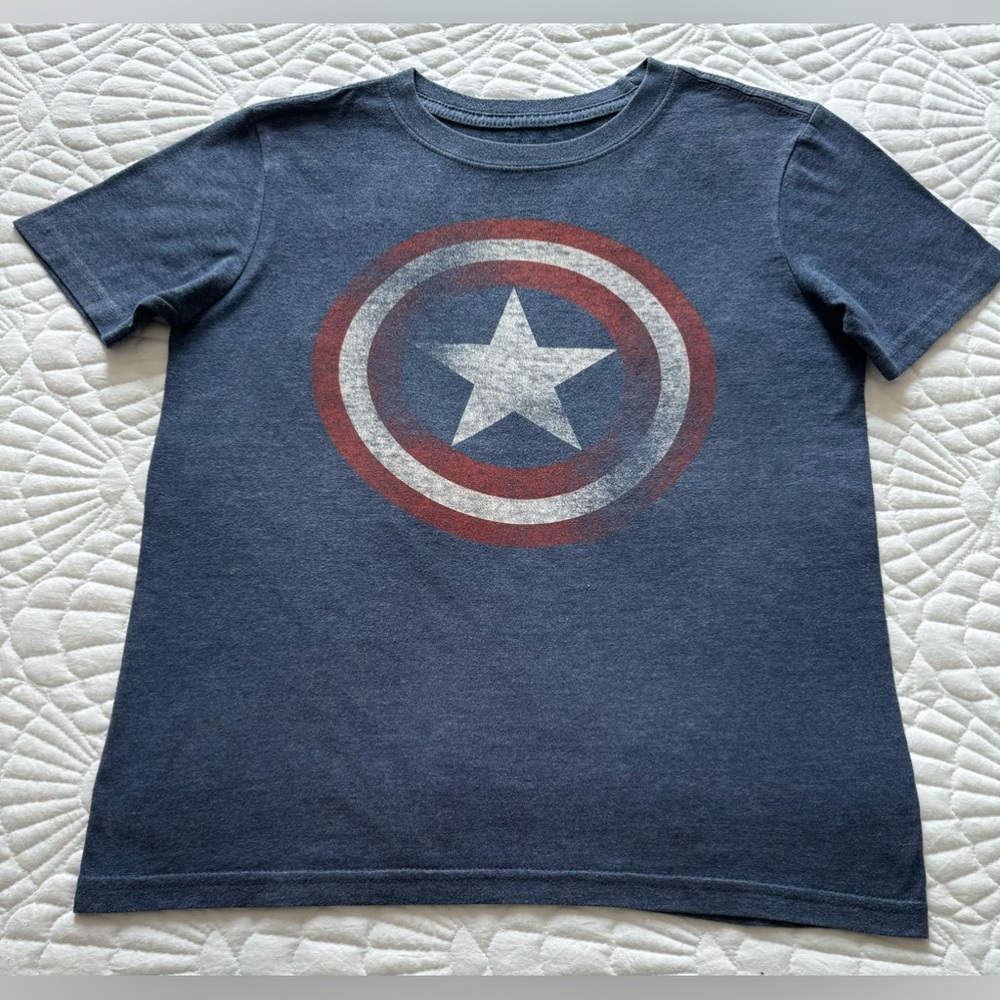 Gap TShirt - Marvel Captain America- Kids Size L (10-11 yrs)